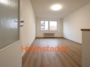 Pronájem bytu 1+kk, Orlová - Lutyně, Masarykova třída, 27 m2