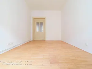 Pronájem bytu 3+1, Praha - Nové Město, Podskalská, 100 m2