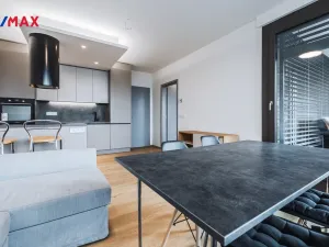 Pronájem bytu 2+kk, Praha - Libeň, U Vlachovky, 96 m2