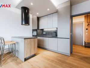 Pronájem bytu 2+kk, Praha - Libeň, U Vlachovky, 96 m2