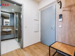 Pronájem bytu 2+kk, Praha - Libeň, U Vlachovky, 96 m2