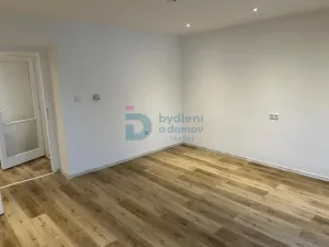 Pronájem bytu 2+1, Šternberk, Jívavská, 60 m2