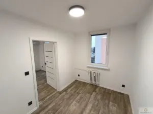 Pronájem bytu 2+kk, Olomouc - Neředín, gen. Píky, 37 m2