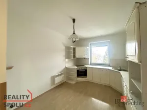 Pronájem bytu 2+1, Plzeň - Doubravka, V Malé Doubravce, 74 m2