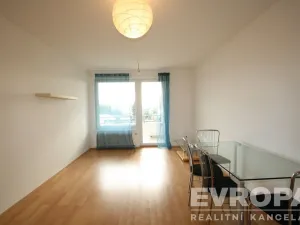 Pronájem bytu 2+kk, Praha - Hloubětín, Nademlejnská, 54 m2