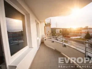 Pronájem bytu 2+kk, Praha - Hloubětín, Nademlejnská, 54 m2