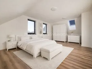 Prodej rodinného domu, Kamenice nad Lipou, Dobšova, 210 m2