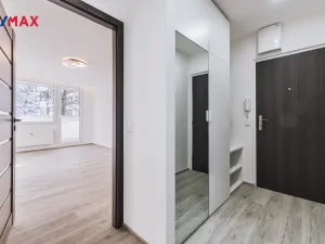 Pronájem bytu 3+1, Praha - Střížkov, Habartická, 61 m2
