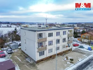 Prodej bytu 4+1, Blatno, 81 m2