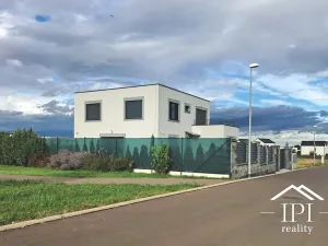 Prodej rodinného domu, Praha - Březiněves, Zvěřinových, 155 m2