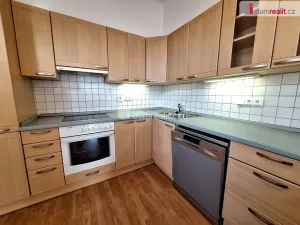 Pronájem bytu 2+kk, Praha, Kamenická, 61 m2