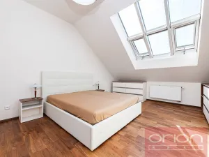 Pronájem bytu 3+kk, Praha - Žižkov, Kubelíkova, 101 m2