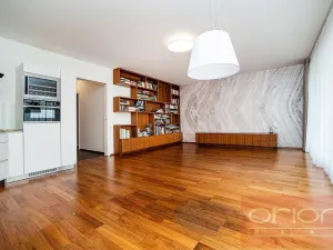 Pronájem bytu 3+kk, Praha - Smíchov, Pod Děvínem, 107 m2