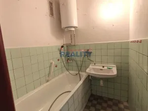 Prodej bytu 3+1, Ševětín, Zahradní, 68 m2