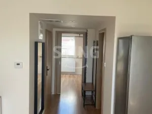 Pronájem bytu 2+kk, Ostrava, Bajgarova, 77 m2