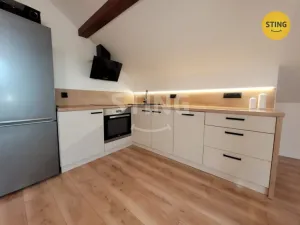 Pronájem bytu 2+kk, Ostrava, Bajgarova, 77 m2