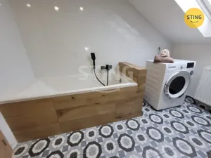 Pronájem bytu 2+kk, Ostrava, Bajgarova, 77 m2