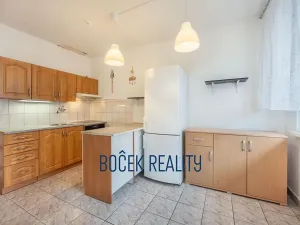 Prodej bytu 3+1, Komárov, Mládežnická, 65 m2