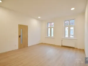 Prodej bytu 2+1, Teplice, Československých legií, 68 m2