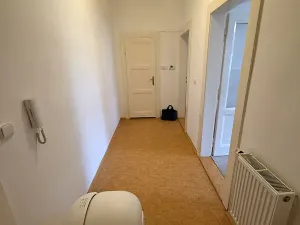 Pronájem bytu 2+kk, Praha - Břevnov, Bělohorská, 54 m2