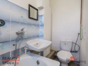 Pronájem bytu 2+1, Karlovy Vary - Rybáře, Lad. Koubka, 54 m2