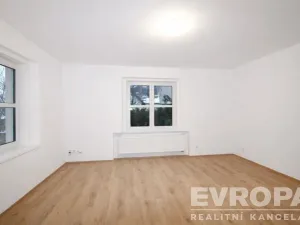 Pronájem rodinného domu, Praha - Žižkov, Hraniční, 120 m2