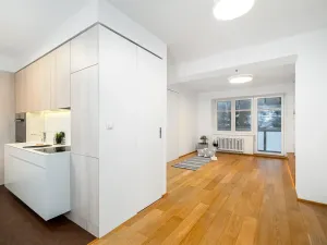 Pronájem bytu 3+1, Praha - Čakovice, Úslavská, 76 m2