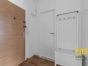 Pronájem bytu 1+1, Praha - Libeň, Pod bání, 39 m2