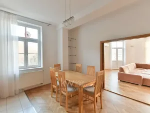 Pronájem bytu 3+1, Praha - Smíchov, Štefánikova, 121 m2