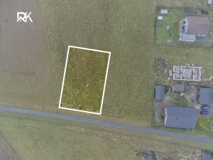 Prodej pozemku pro bydlení, Uhersko, 944 m2