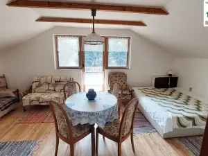 Prodej rodinného domu, Tři Sekery - Chodovská Huť, 300 m2