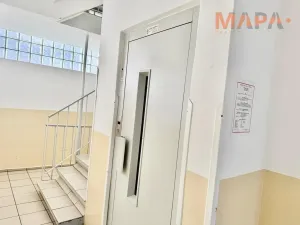 Pronájem bytu 3+1, Teplice, Alejní, 60 m2