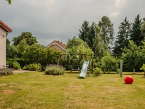 Prodej rodinného domu, Sulice - Želivec, Hlavní, 370 m2