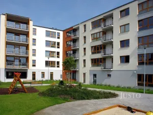 Pronájem bytu 1+kk, Písek, V Portyči, 31 m2