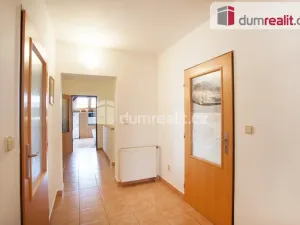 Prodej rodinného domu, Dolní Třebonín, 253 m2