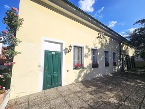 Pronájem kanceláře, Praha, Vinopalnická, 104 m2