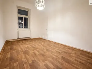 Pronájem bytu 2+kk, Praha - Libeň, Na hrázi, 48 m2