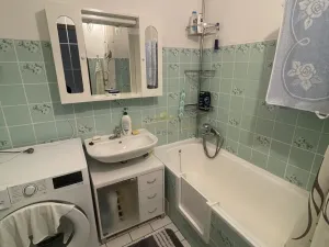 Pronájem bytu 3+1, Praha - Horní Měcholupy, Na křečku, 72 m2