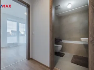 Pronájem bytu 3+kk, Praha - Libeň, Na Libušáku, 71 m2