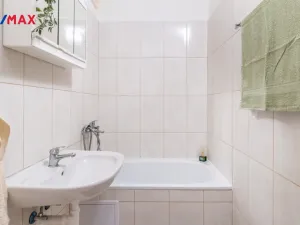 Prodej bytu 2+kk, Praha - Kamýk, Smotlachova, 48 m2