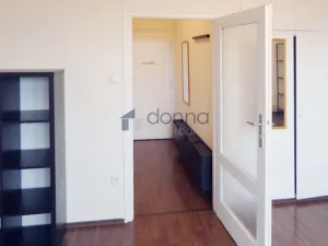 Pronájem bytu 1+kk, Praha, Na Ohradě, 31 m2