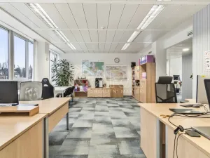 Pronájem kanceláře, Praha - Dejvice, Evropská, 318 m2