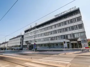 Pronájem kanceláře, Praha - Dejvice, Evropská, 318 m2