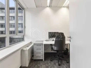 Pronájem kanceláře, Praha - Dejvice, Evropská, 236 m2