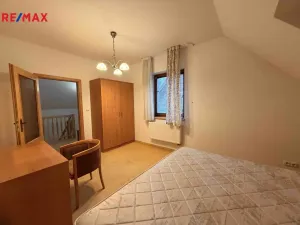 Pronájem rodinného domu, Karlovy Vary, Slovenská, 130 m2