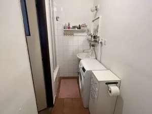 Pronájem bytu 1+1, Praha - Podolí, Na dolinách, 31 m2