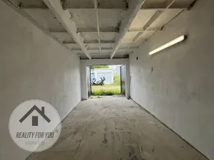 Pronájem garáže, Mladá Boleslav, Nádražní, 19 m2