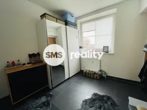 Pronájem bytu 2+kk, Opava, Hálkova, 61 m2