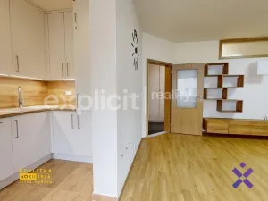Pronájem bytu 2+kk, Kroměříž, Zborovská, 71 m2