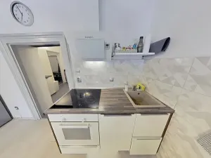 Pronájem bytu 1+kk, Jihlava, Husova, 46 m2